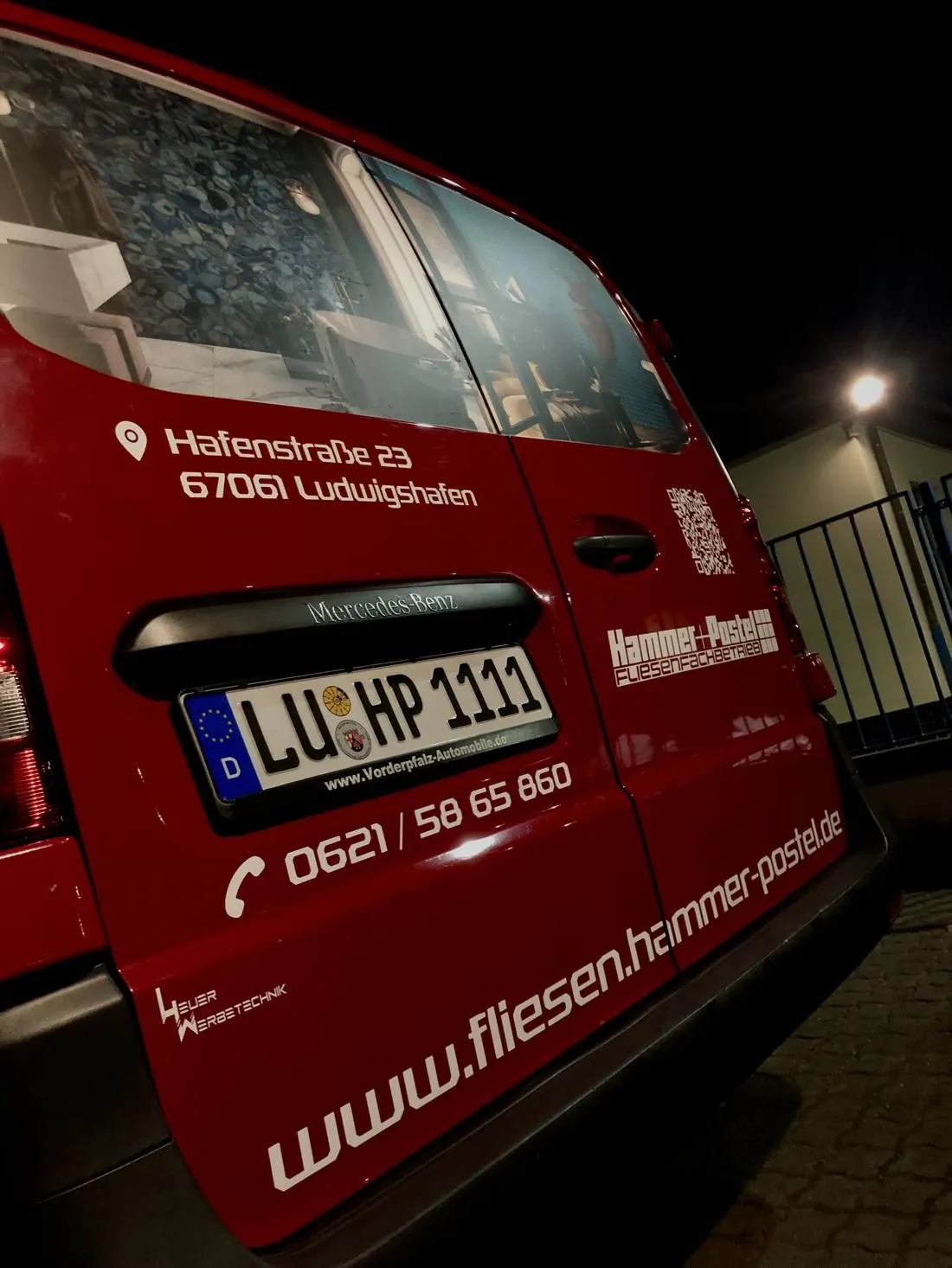 Fahrzeugbeschriftung – Vollfolierung Servicefahrzeug